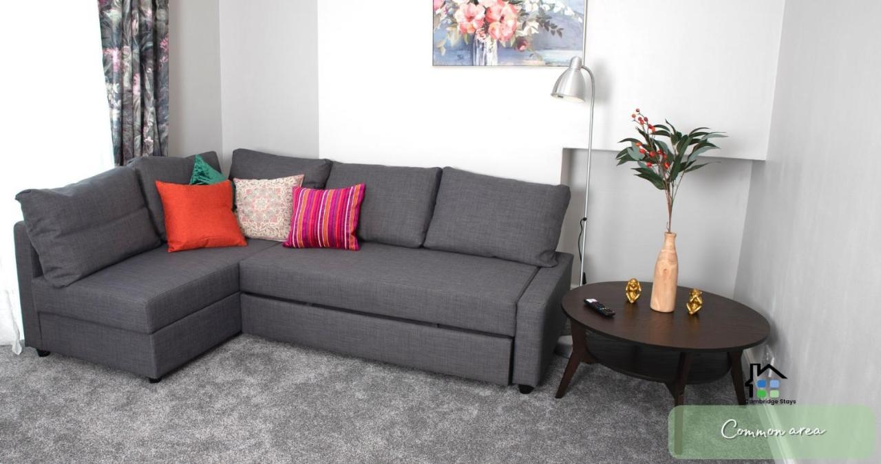 Cambridge Stays 4-5Br House-Garden-Lots Of Parking-15 Min To City-Close To Motorway Girton  Exteriér fotografie
